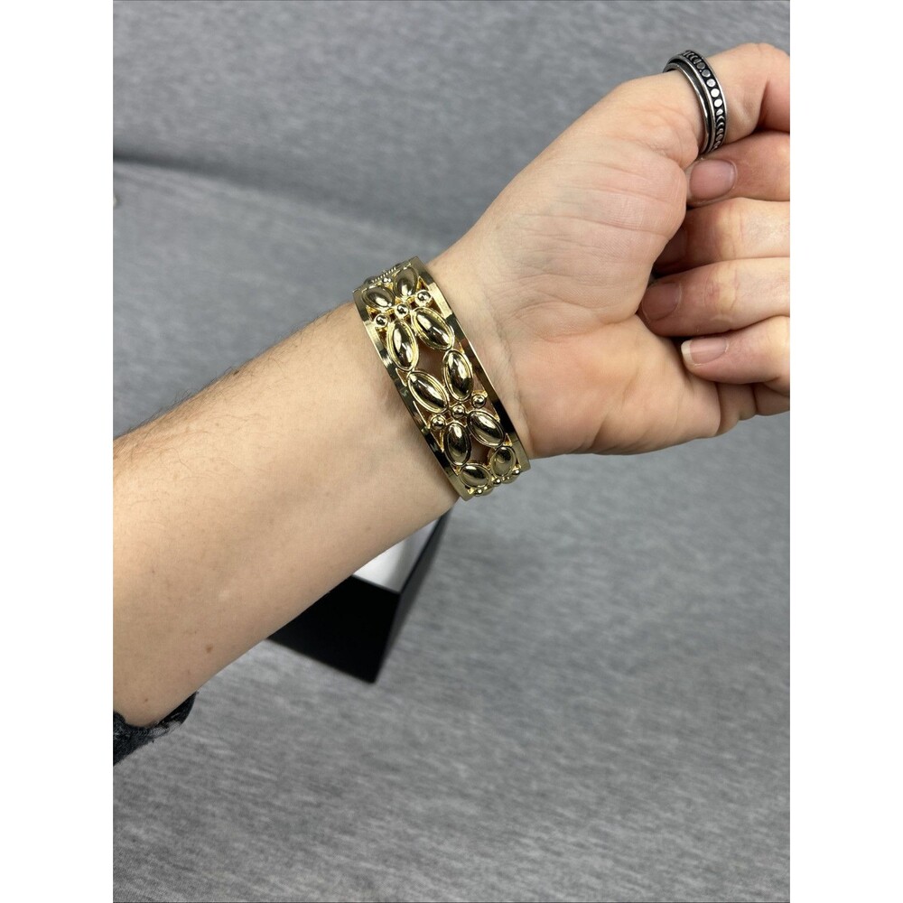 GOLD COAST Ladies Goldtone Quartz Watch With Inset Crystals, No Battery - Picture 9 of 15